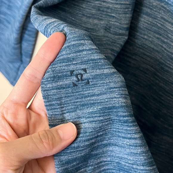 Lululemon Pulse Slub Henley Lightweight Rulu Shirt - Men's Size XL - Blue - Picture 4 of 9